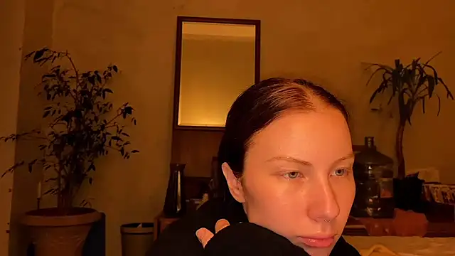 Snapshot of elfess chatting on 09/22/25, 05:48 elfess online show from 09/22/25, 05:48