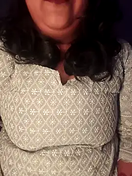 Snapshot of sassy_horny chatting on 12/29/24, 08:15 sassy horny online show from 12/29/24, 08:15