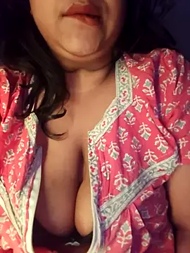 Snapshot of sassy_horny chatting on 03/11/25, 02:54 sassy horny online show from 03/11/25, 02:54