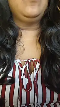 Snapshot of sassy_horny chatting on 12/21/25, 04:58 sassy horny online show from 12/21/25, 04:58