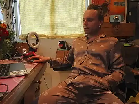 rexflexxx online show from 11/22/25, 08:46