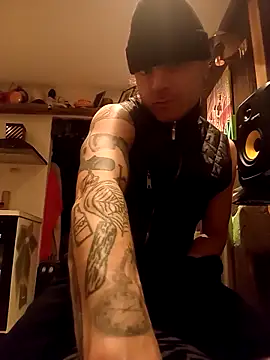 Snapshot of rexflexxx chatting on 03/03/26, 02:07 rexflexxx online show from 03/03/26, 02:07