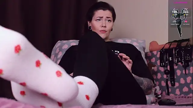 Luna Blake online show from 12/11/24, 04:20