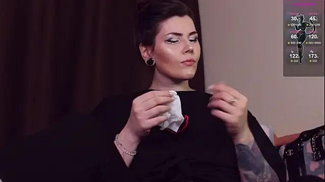 Luna Blake online show from 02/12/25, 03:49