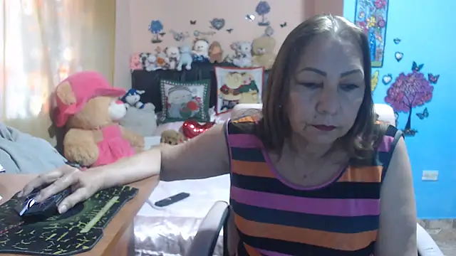 milfeddy  online show from 12/19/25, 12:34