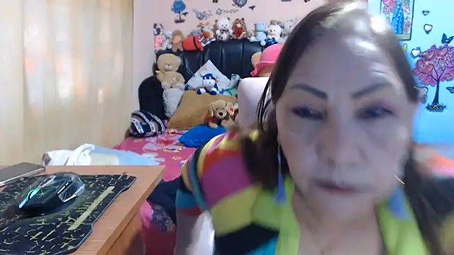 Snapshot of milfeddy_ chatting on 06/08/26, 08:53 milfeddy online show from 06/08/26, 08:53