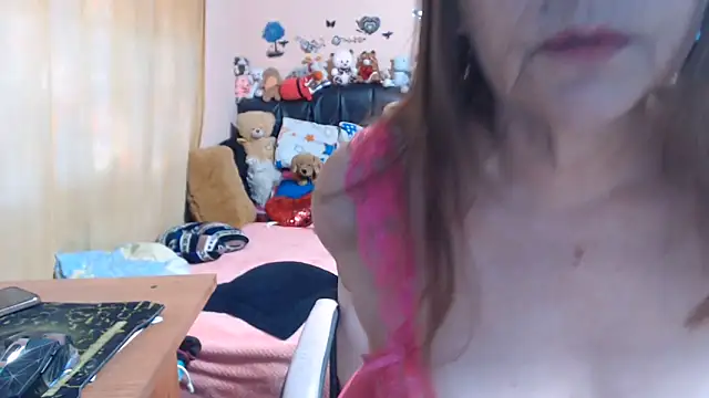 Snapshot of milfeddy_ chatting on 06/12/26, 11:53 milfeddy online show from 06/12/26, 11:53