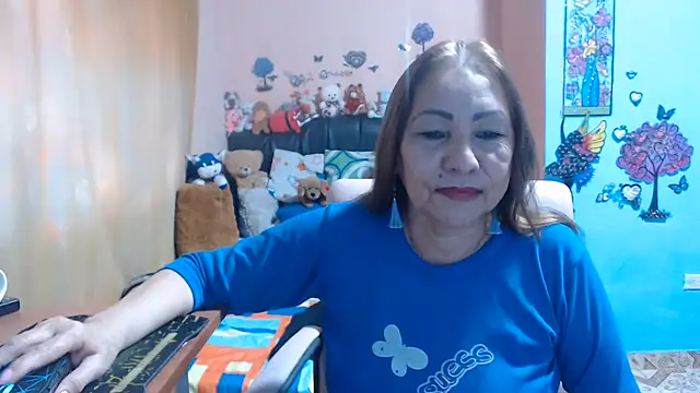 Snapshot of milfeddy_ chatting on 06/25/26, 11:48 milfeddy online show from 06/25/26, 11:48