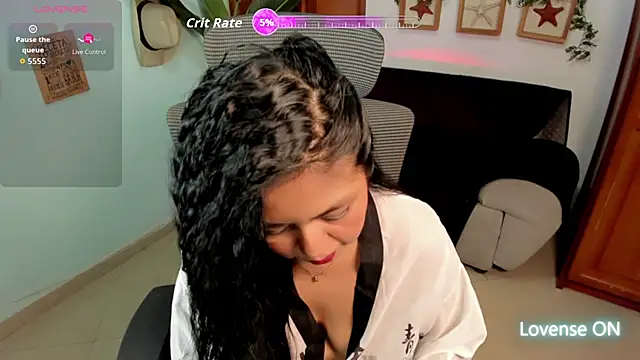 Snapshot of miss-katty chatting on 05/04/26, 02:13 miss-katty online show from 05/04/26, 02:13