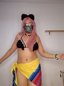 Snapshot of Bayan-Queen chatting on 09/16/25, 12:00 Bayan-Queen online show from 09/16/25, 12:00