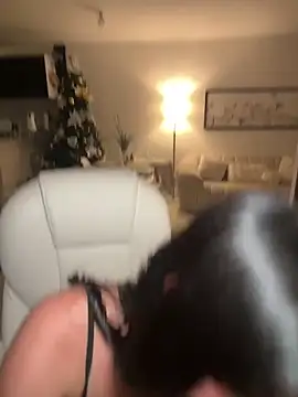 Snapshot of Gaby_zahir_ chatting on 12/04/24, 12:08 Gaby zahir online show from 12/04/24, 12:08