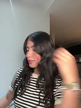 Snapshot of Gaby_zahir_ chatting on 01/10/25, 12:06 Gaby zahir online show from 01/10/25, 12:06