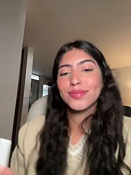 Snapshot of Gaby_zahir_ chatting on 01/13/25, 12:56 Gaby zahir online show from 01/13/25, 12:56