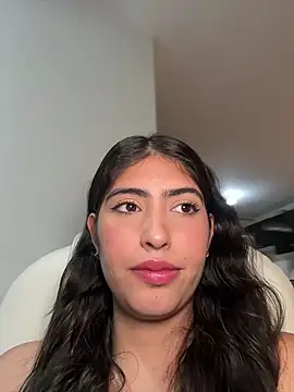 Snapshot of Gaby_zahir_ chatting on 01/15/25, 12:58 Gaby zahir online show from 01/15/25, 12:58