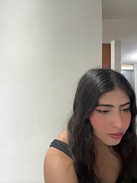 Snapshot of Gaby_zahir_ chatting on 01/25/25, 12:58 Gaby zahir online show from 01/25/25, 12:58