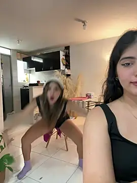 Snapshot of Gaby_zahir_ chatting on 01/25/25, 04:03 Gaby zahir online show from 01/25/25, 04:03