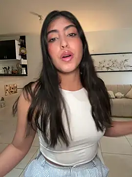 Snapshot of Gaby_zahir_ chatting on 02/25/25, 01:28 Gaby zahir online show from 02/25/25, 01:28