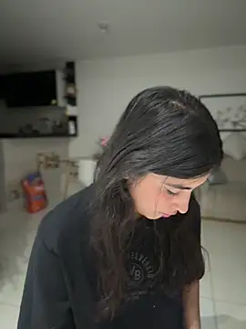 Snapshot of Gaby_zahir_ chatting on 03/13/25, 09:43 Gaby zahir online show from 03/13/25, 09:43