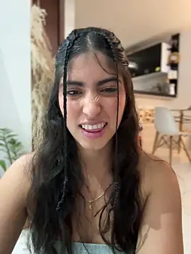 Snapshot of Gaby_zahir_ chatting on 03/15/25, 03:48 Gaby zahir online show from 03/15/25, 03:48