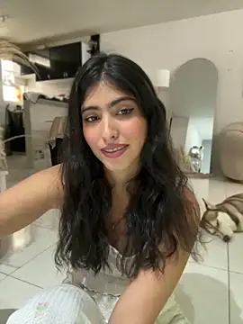 Snapshot of Gaby_zahir_ chatting on 03/18/25, 03:53 Gaby zahir online show from 03/18/25, 03:53