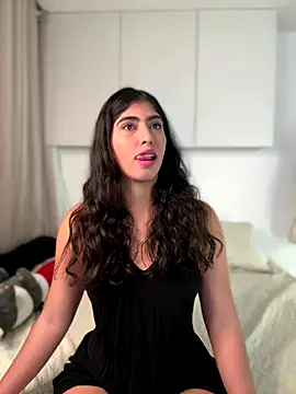 Snapshot of Gaby_zahir_ chatting on 10/08/25, 12:14 Gaby zahir online show from 10/08/25, 12:14