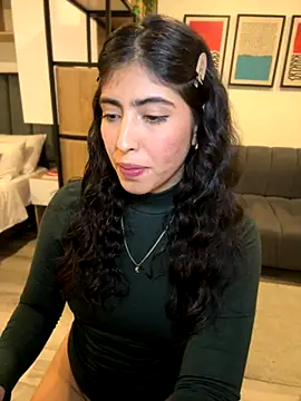 Snapshot of Gaby_zahir_ chatting on 10/17/25, 01:53 Gaby zahir online show from 10/17/25, 01:53