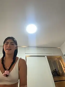 Snapshot of Gaby_zahir_ chatting on 11/15/25, 06:15 Gaby zahir online show from 11/15/25, 06:15