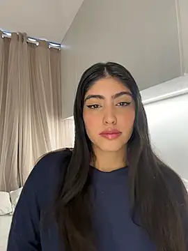 Snapshot of Gaby_zahir_ chatting on 11/27/25, 03:47 Gaby zahir online show from 11/27/25, 03:47