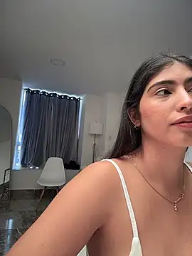 Snapshot of Gaby_zahir_ chatting on 12/02/25, 02:01 Gaby zahir online show from 12/02/25, 02:01