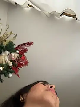 Gaby zahir  online show from 01/13/26, 02:22