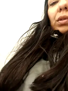 LeticiaWoods online show from 01/18/25, 10:49