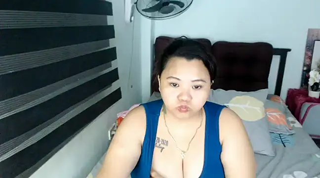 Snapshot of Asianwow22 chatting on 01/17/25, 04:26 Asianwow22 online show from 01/17/25, 04:26