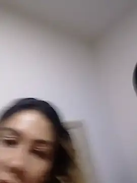 JennyRouse01 online show from 12/14/25, 12:05