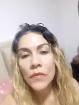 JennyRouse01 online show from 12/19/25, 12:17