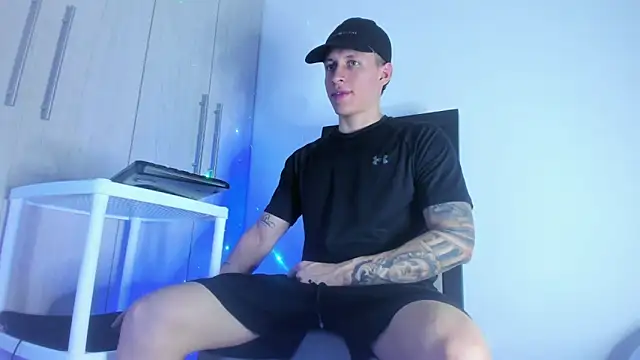 enzo bvlgari online show from 03/01/25, 04:04