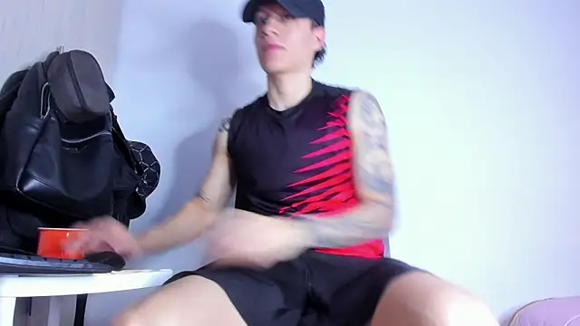 enzo bvlgari online show from 02/28/26, 01:34