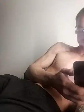 Snapshot of kgltintan chatting on 01/18/25, 01:08 kgltintan online show from 01/18/25, 01:08