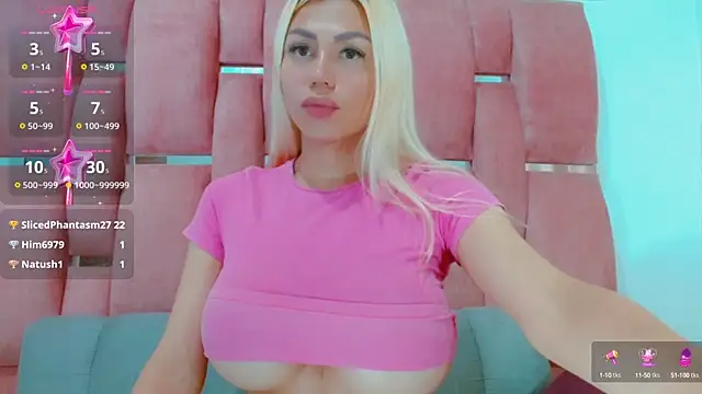 Snapshot of BimboCurvyy chatting on 12/04/24, 04:54 BimboCurvyy online show from 12/04/24, 04:54