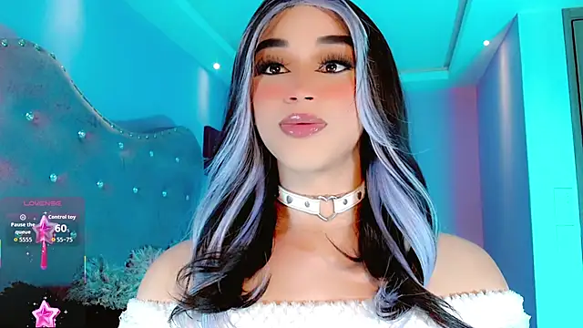 Snapshot of BimboCurvyy chatting on 12/14/25, 11:59 BimboCurvyy online show from 12/14/25, 11:59