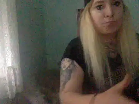 alexabunni online show from 10/08/25, 01:20