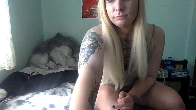 Snapshot of alexabunni chatting on 07/24/26, 02:48 alexabunni online show from 07/24/26, 02:48