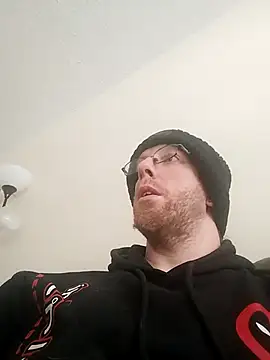 Snapshot of TaylorBlaze chatting on 12/27/24, 02:33 TaylorBlaze online show from 12/27/24, 02:33