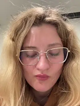 MileySummer online show from 04/09/26, 10:31