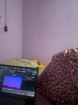 bunnydark00 online show from 12/23/24, 10:23