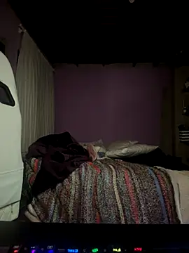 bunnydark00 online show from 10/09/25, 12:19