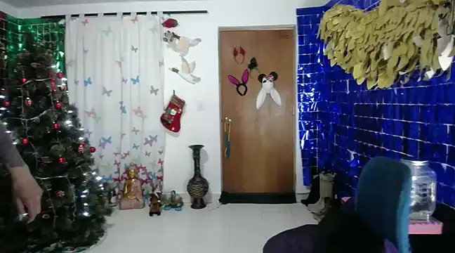 Sweett Anya online show from 01/01/25, 11:40