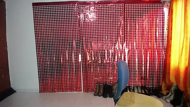 Sweett Anya online show from 10/15/25, 07:47