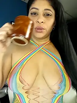 Snapshot of Lashmy111 chatting on 01/25/25, 04:56 Lashmy111 online show from 01/25/25, 04:56