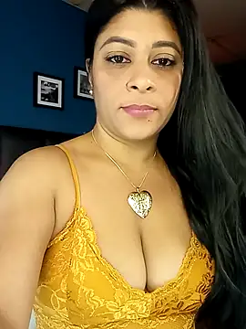 Snapshot of Lashmy111 chatting on 02/15/25, 03:31 Lashmy111 online show from 02/15/25, 03:31