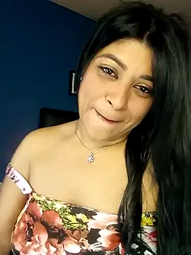 Snapshot of Lashmy111 chatting on 02/25/25, 04:14 Lashmy111 online show from 02/25/25, 04:14